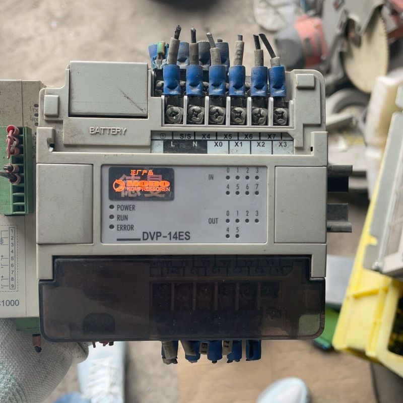 MOBO DVP-14ES PLC 实物拍摄 如图 明显
