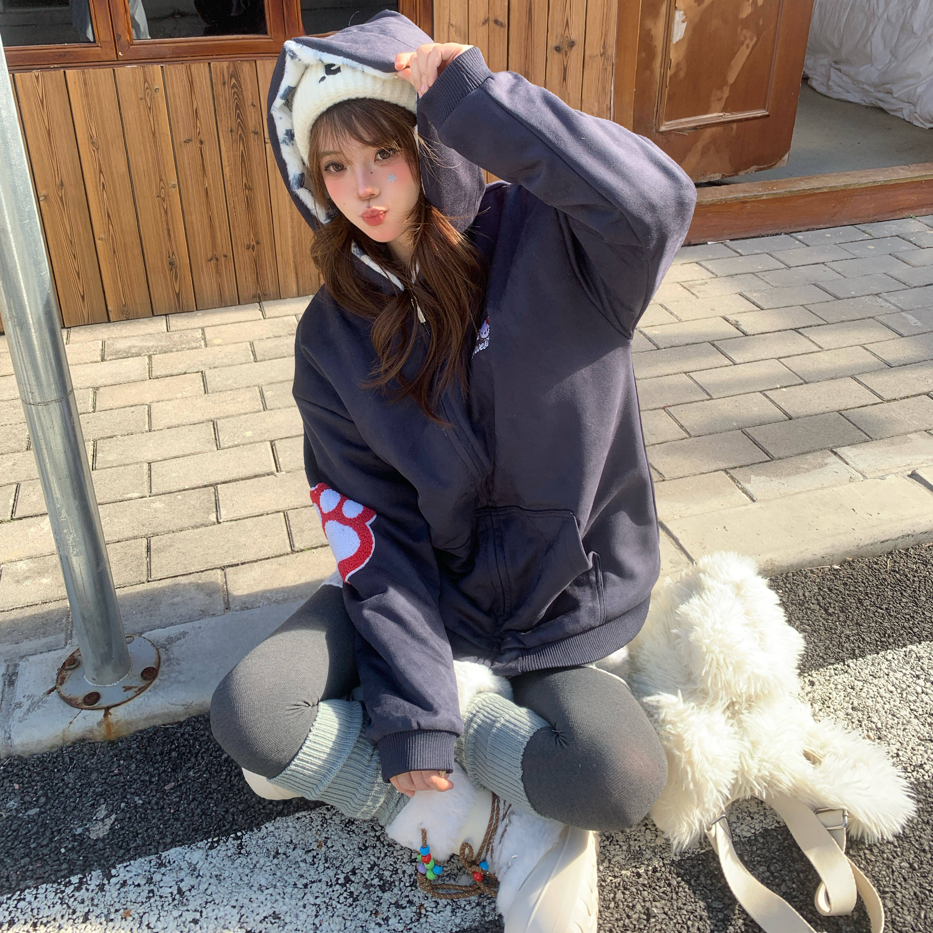 可爱拼接内衬满印KT连帽棉衣