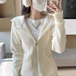 白色摇粒绒外套女春秋季2026新款修身小个子短款上衣薄款连帽卫衣