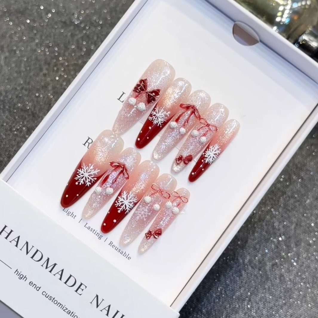 【礼物】新年款红色法式手绘雪花雪球显白长款少女感纯手工穿戴甲,彩妆/香水/美妆工具,穿戴甲/甲片,淘宝优惠券,粉丝福利购,淘宝优惠卷