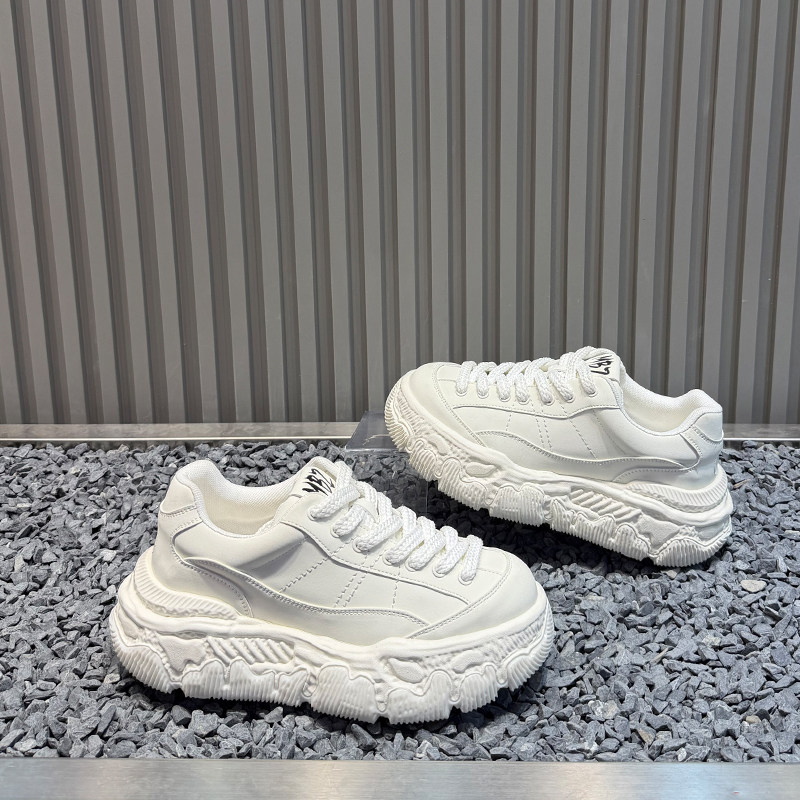 男鞋2026春季新款时尚百搭厚底低帮板鞋皮面复古溶解底韩版休闲鞋,流行男鞋,休闲板鞋,淘宝优惠券,粉丝福利购,淘宝优惠卷