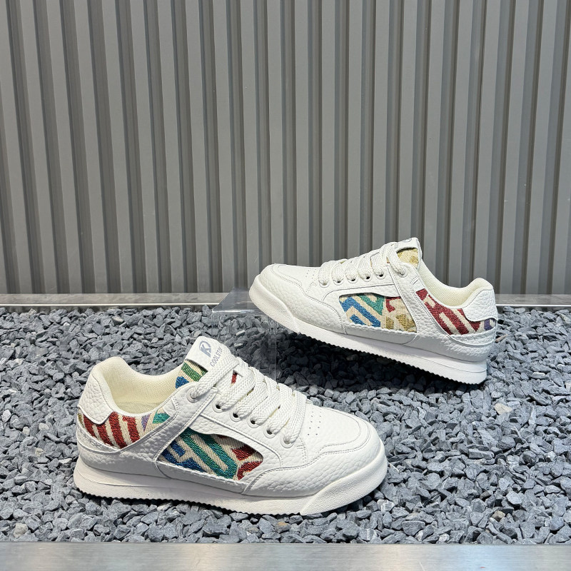 男鞋2026春季新款时尚百搭平底低帮板鞋皮布拼接刺绣复古休闲鞋潮,流行男鞋,休闲板鞋,淘宝优惠券,粉丝福利购,淘宝优惠卷