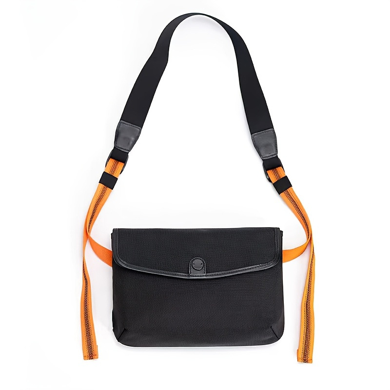 2025男撞色斜挎轻便出行通勤磁扣防盗弹道尼龙街头潮流单肩休闲包