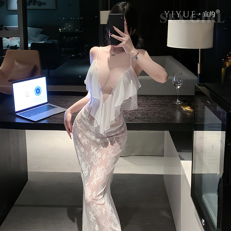法式蕾丝深V露背婚礼礼服长裙