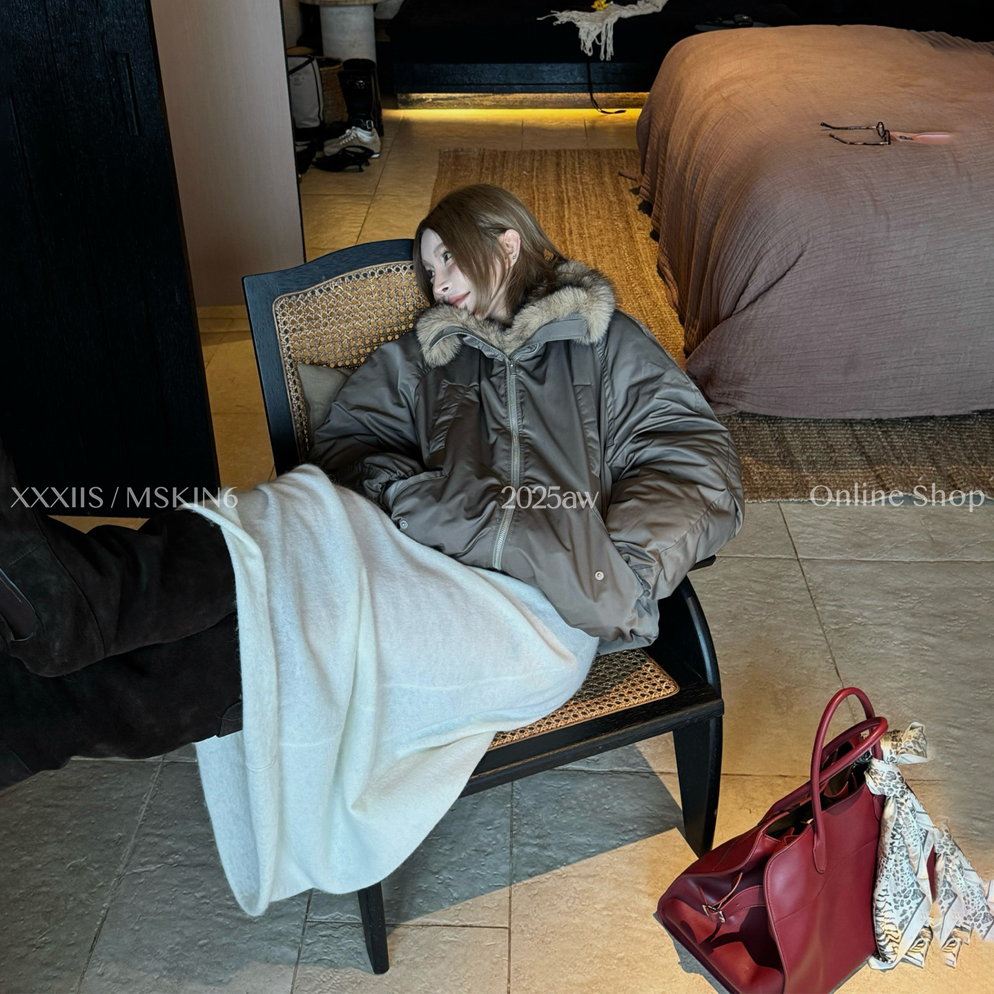 羽绒服女大毛领白鸭绒显瘦保暖