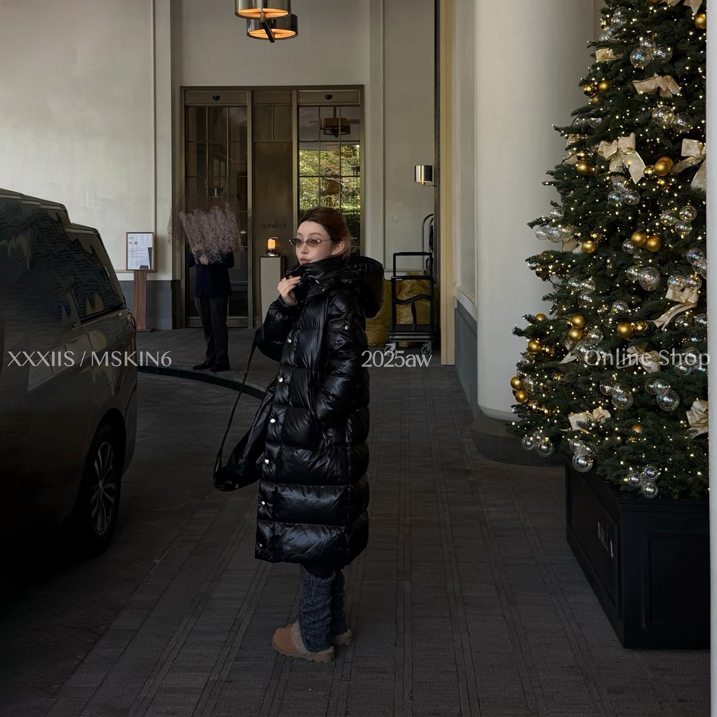 秋冬连帽长款羽绒服女过膝高蓬松