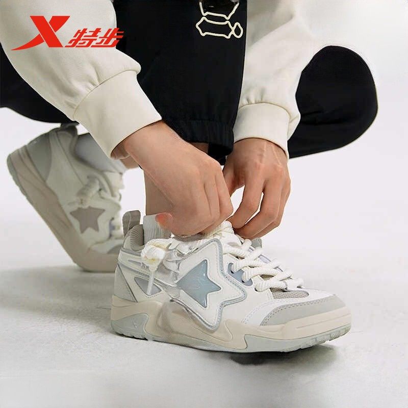 特步星星鞋2024春季新款女子经典面包鞋运动休闲板鞋976318330003,运动鞋new,板鞋,淘宝优惠券,粉丝福利购,淘宝优惠卷