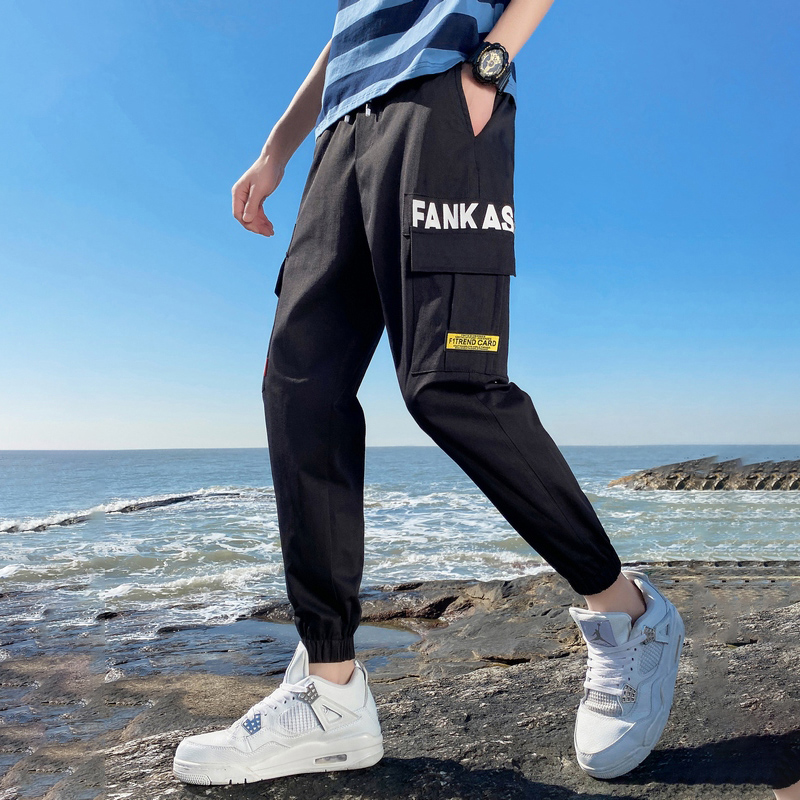 Men's baggy pants in spring and summer