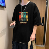 黑色