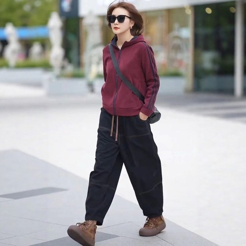 2025年秋冬新款时尚两件套女连帽加绒卫衣外套+休闲裤两件套宽松