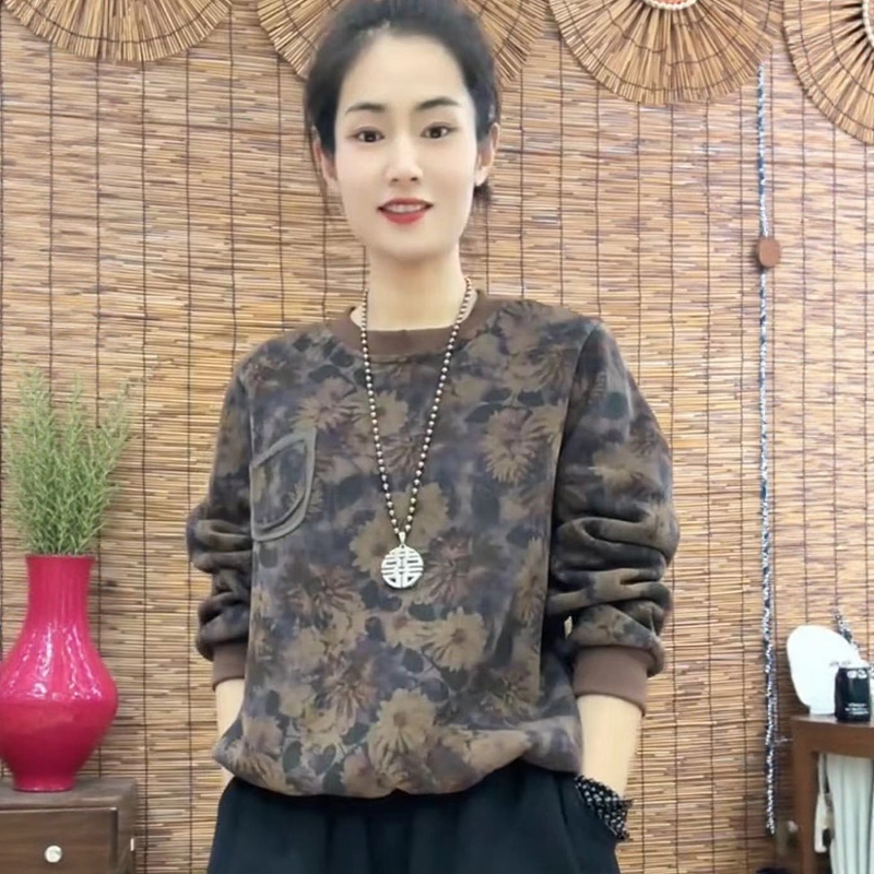 2025年秋冬加绒加厚洋气时尚印花卫衣女宽松显瘦休闲上衣打底衫潮