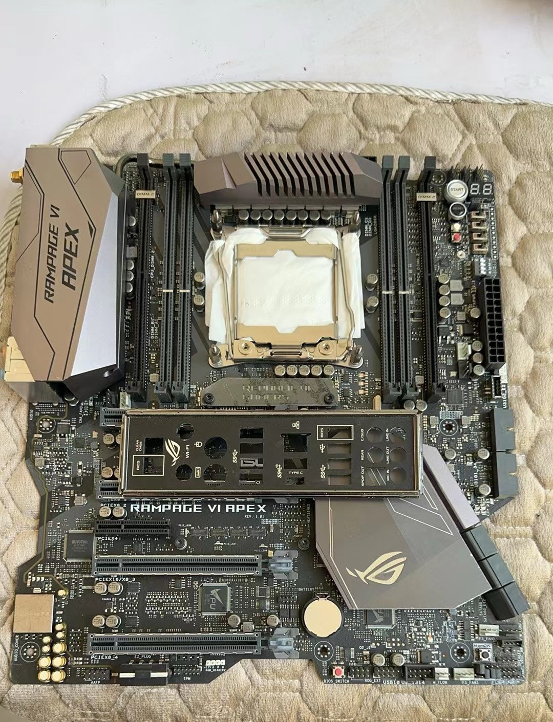 asus/华硕 x299主板系列rog rampage vi apex r6a主板 玩家国度