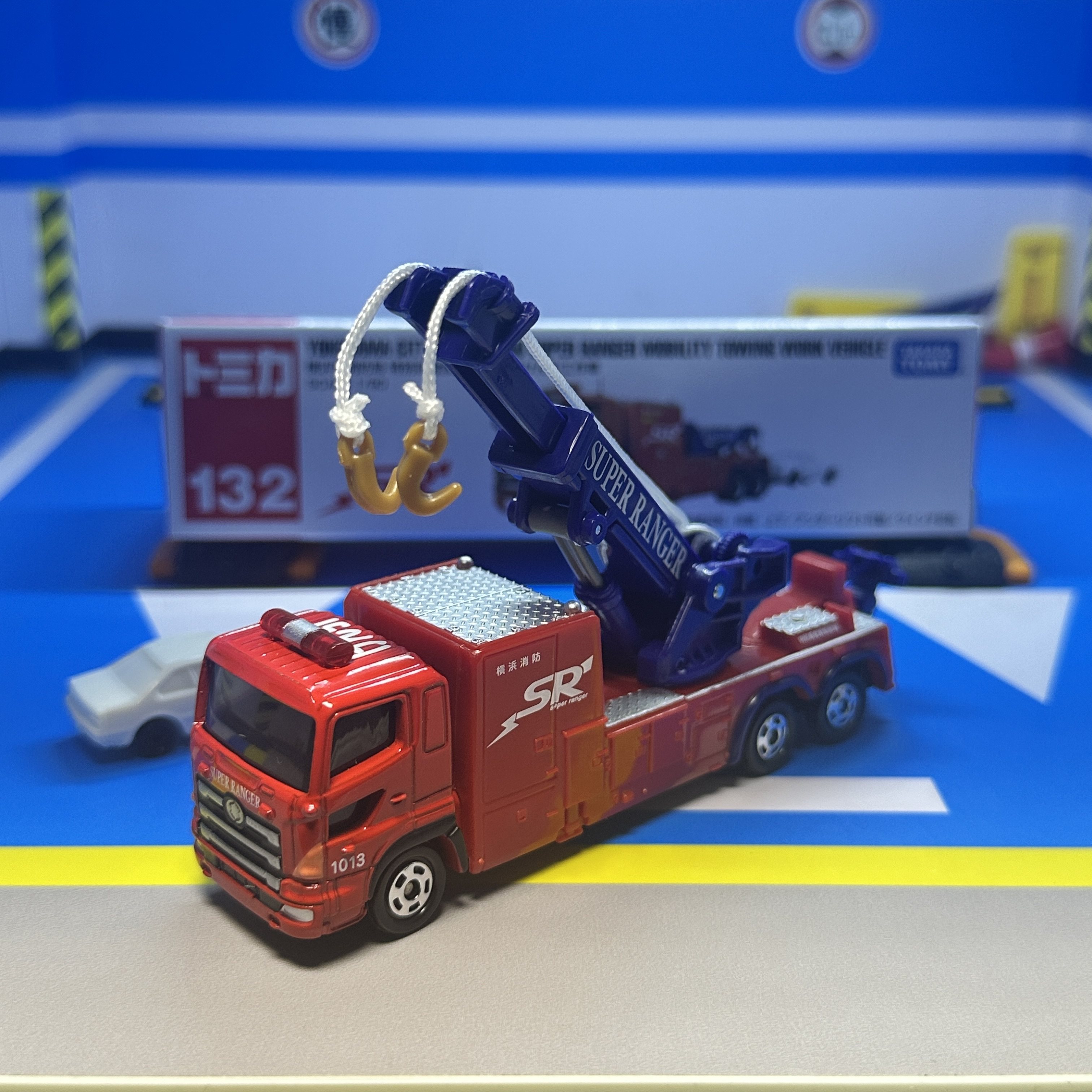 TOMY多美卡红白盒 长款工程车132号横滨消防局救援车合金小车玩具,模玩/动漫/周边/娃圈三坑/桌游,火车/摩托/汽车模型,淘宝优惠券,粉丝福利购,淘宝优惠卷