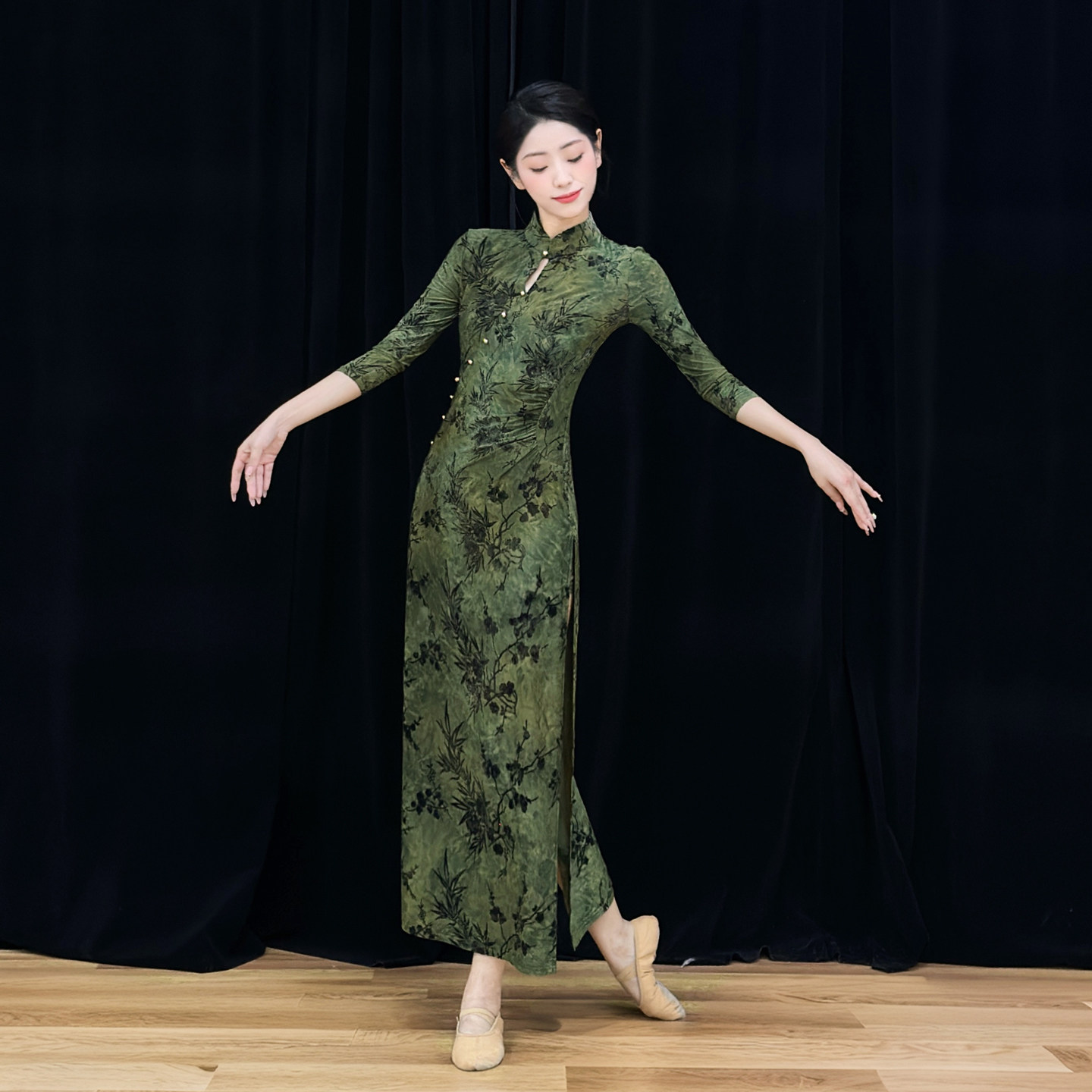 琪善美古典舞扎染弹力开叉旗袍