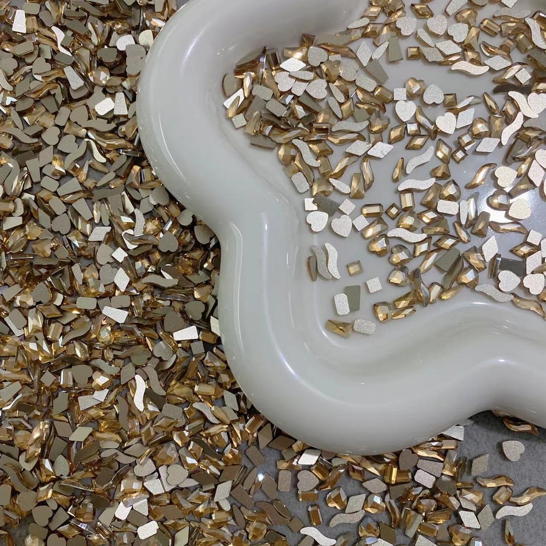 K9美甲钻 香槟色平底异形钻混钻 常规小尺寸超闪美甲饰品钻指甲钻