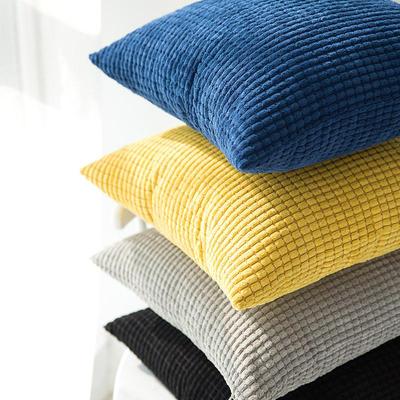 DecorativePiwsFSofCus