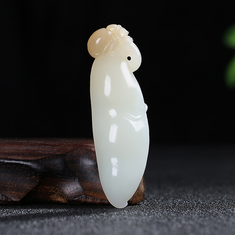 【富甲一方】新疆和田玉甲虫豆荚吊坠男女款且末料糖白玉天然玉石