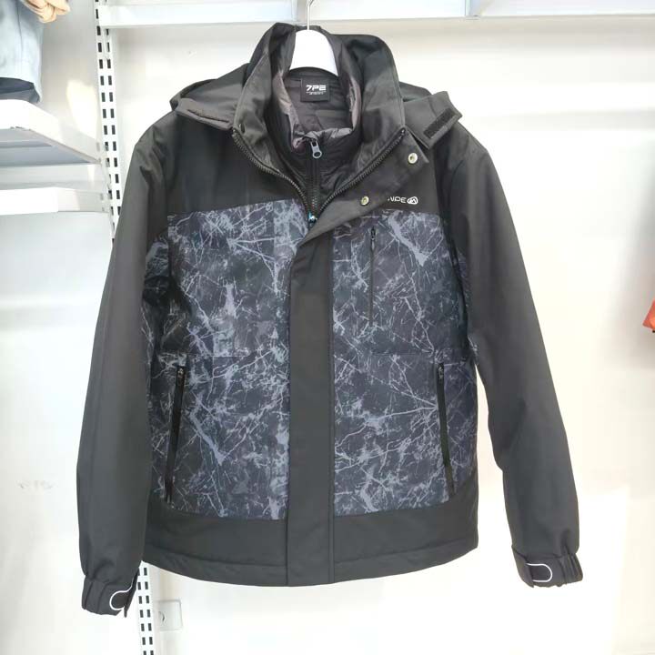 2025冬装新款七波辉男童羽绒服