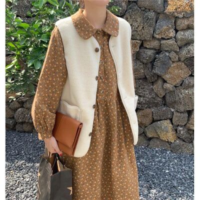 实拍2024秋季新款森系复古碎花