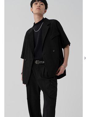 轻薄蝉翼 KUYIOU/微皱索罗纳凉感双排扣休闲短袖西装外套男 J29