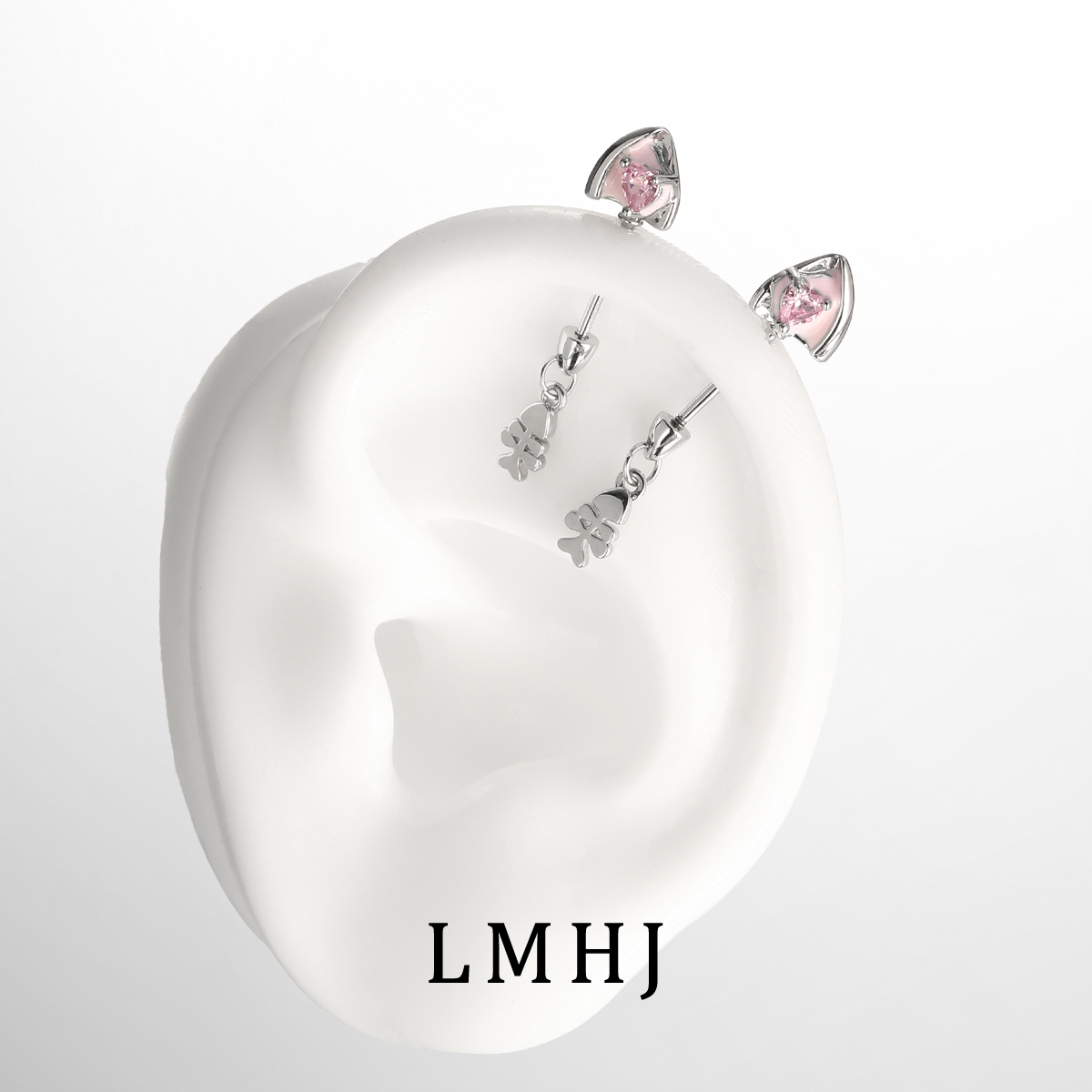 可爱猫耳朵钛钢高位耳钉