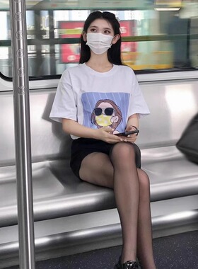 十三白头像#286白色纯棉落肩T恤