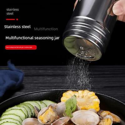 Household european-style glass pepper and salt shaker。