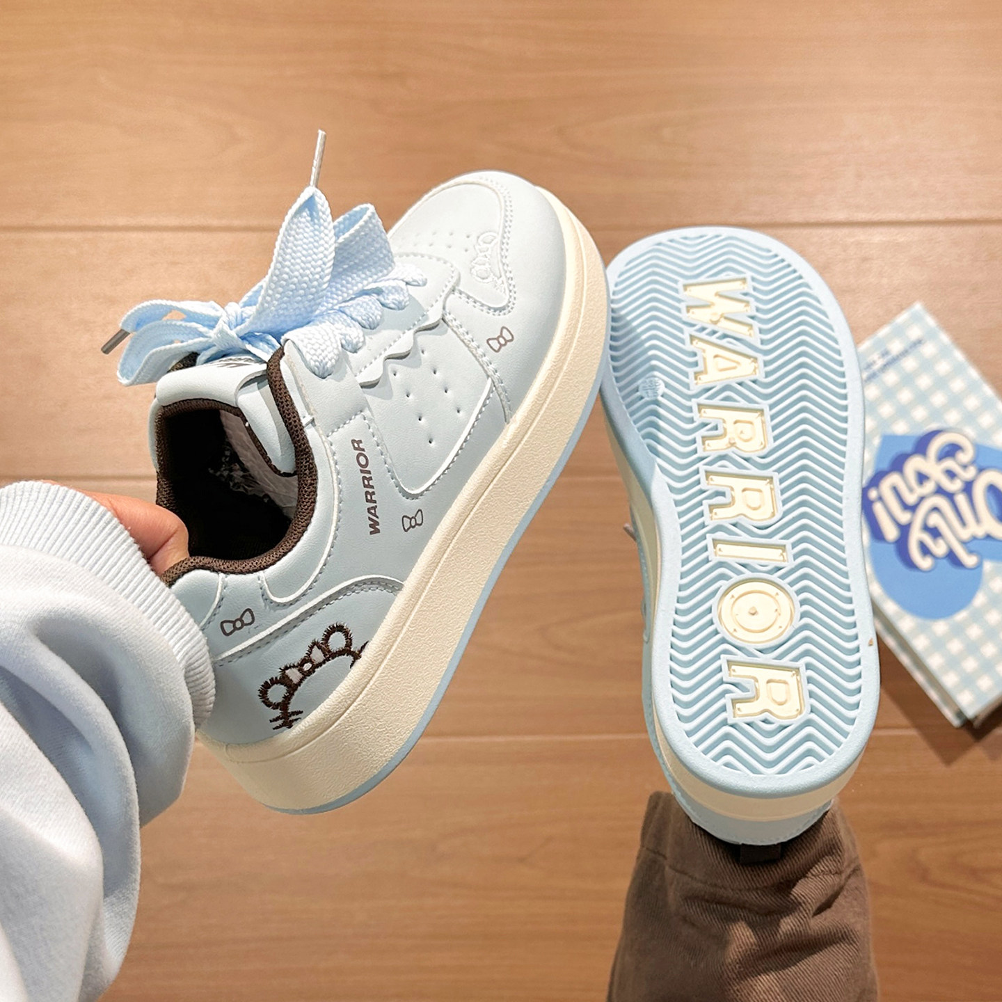 回力原创Kt猫小白鞋女冬季新款加绒保暖二棉鞋厚底学生高级感板鞋,女鞋,休闲板鞋,淘宝优惠券,粉丝福利购,淘宝优惠卷