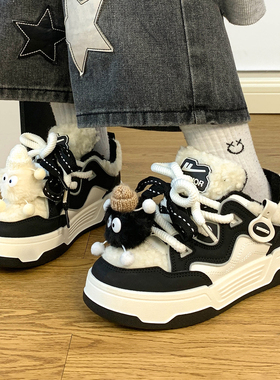 回力黑白毛球加绒女鞋2025新款秋冬韩版保暖板鞋小众原创二棉鞋女