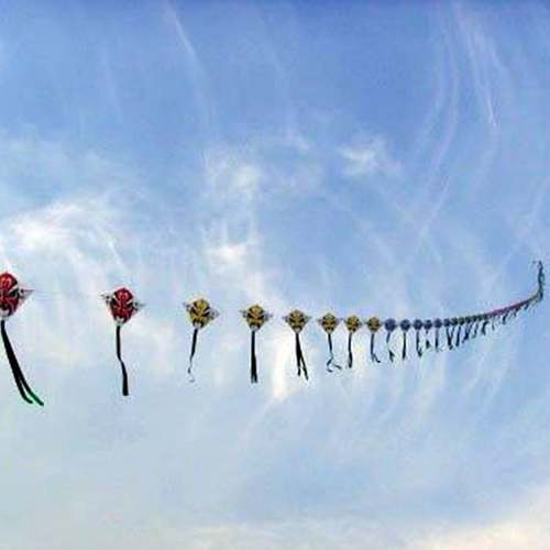 潍坊风筝北京店儿童风筝卡通连串小型串风筝菱形串微风风筝好飞