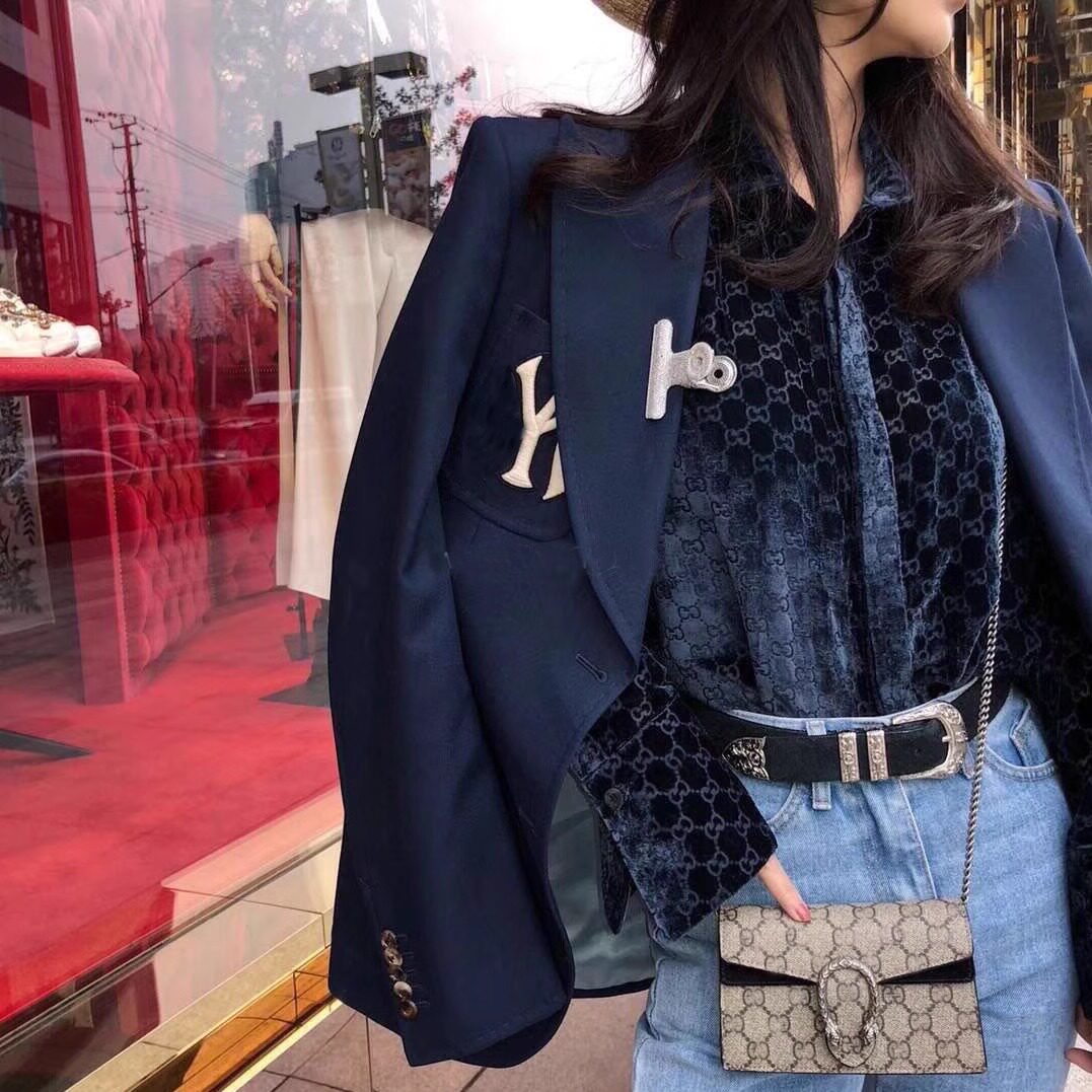 2024早秋冬季新品休闲风西装外套女装字母刺绣百搭翻领上衣网红款