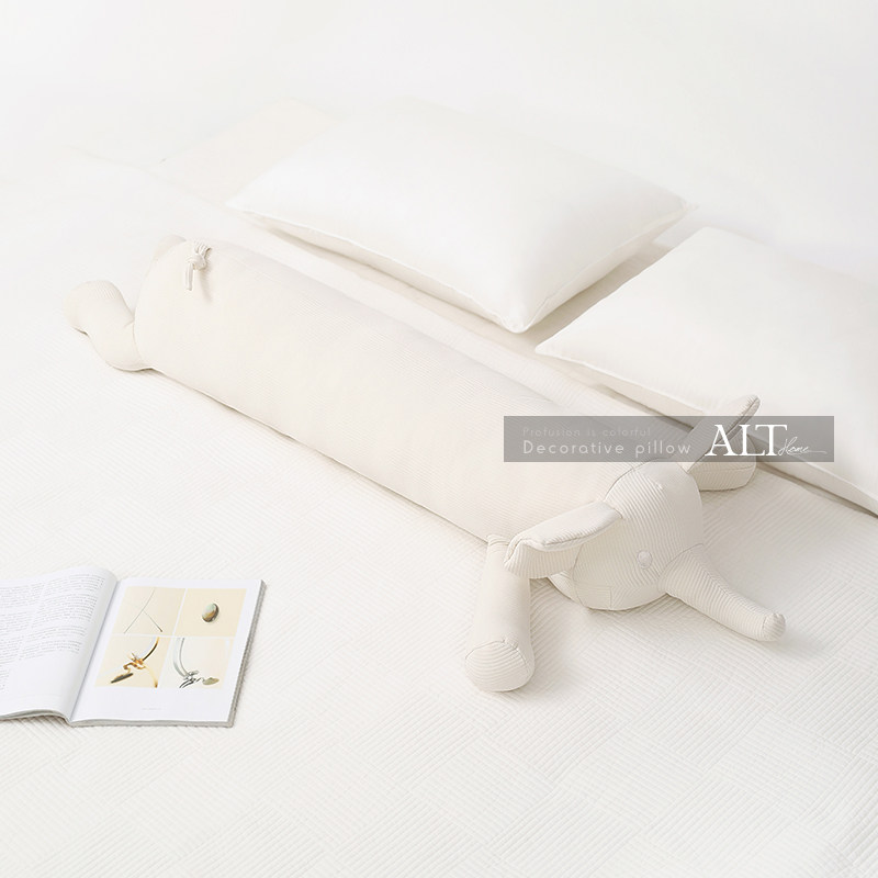 大象睡觉抱枕女生夹腿侧睡长条枕床上专用男生款儿童可爱睡眠枕头