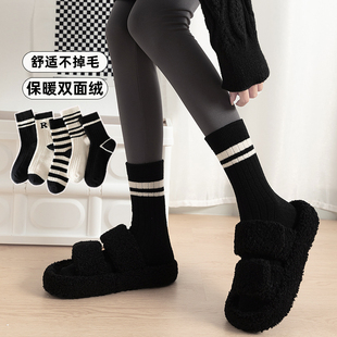 黑白条纹中筒袜子女秋冬季加绒加厚日系保暖字母情侣运动外穿潮袜