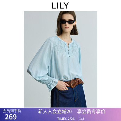 LILY2025秋新款含绵羊毛微光设计感菱格圆领休闲长袖蓝色套头衫女