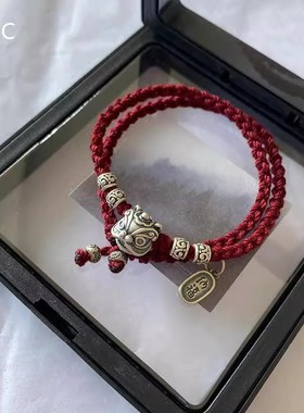 本命年醒狮纳福转运护身红绳手链复古小众独特好运双圈手绳配饰