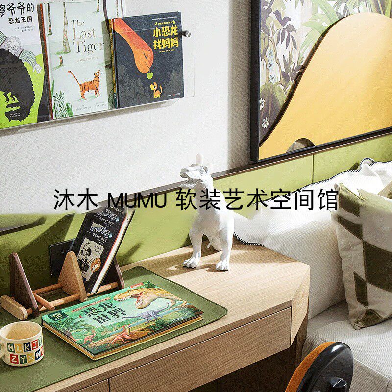 样板间儿童房书桌恐龙主题摆件男孩房恐龙台灯恐龙立体书绿色摆设