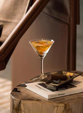 现代轻奢展厅样板间边柜书房台面装饰品真雪茄香槟杯摆件桌面