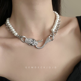 满钻灵蛇珍珠甜酷冷淡风项链轻奢小众两戴双层无性别本命年锁骨链