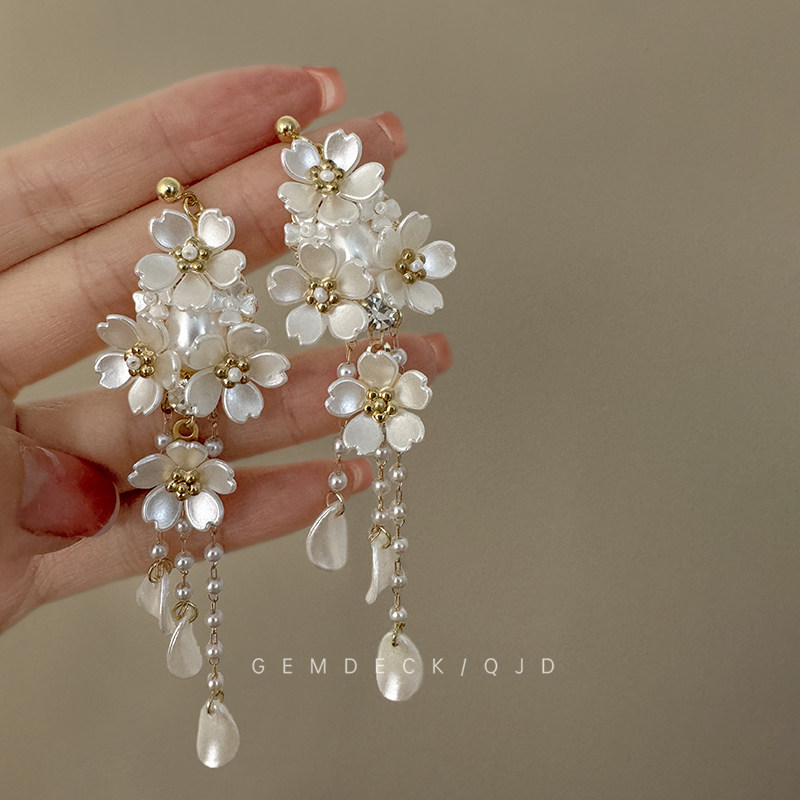 月白樱落超仙流苏耳环小众轻奢复古花朵耳钉法式甜美高级夸张耳饰,饰品/流行首饰/时尚饰品新,耳环,淘宝优惠券,粉丝福利购,淘宝优惠卷