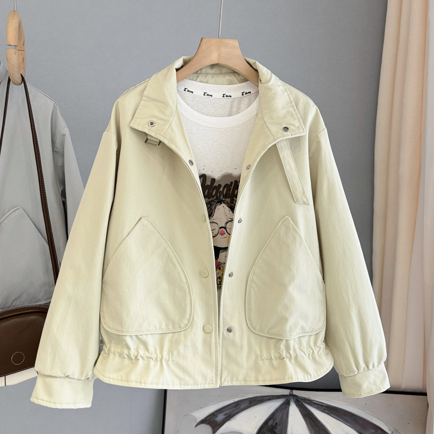 2026春装新款韩版宽松立领休闲外套女工装夹克小个子显瘦收腰上衣