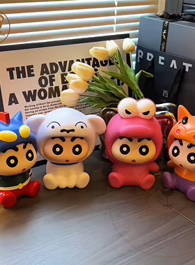 蜡笔小新储蓄罐变身鳄鱼山先生动感超人公仔手办存钱罐摆件礼物