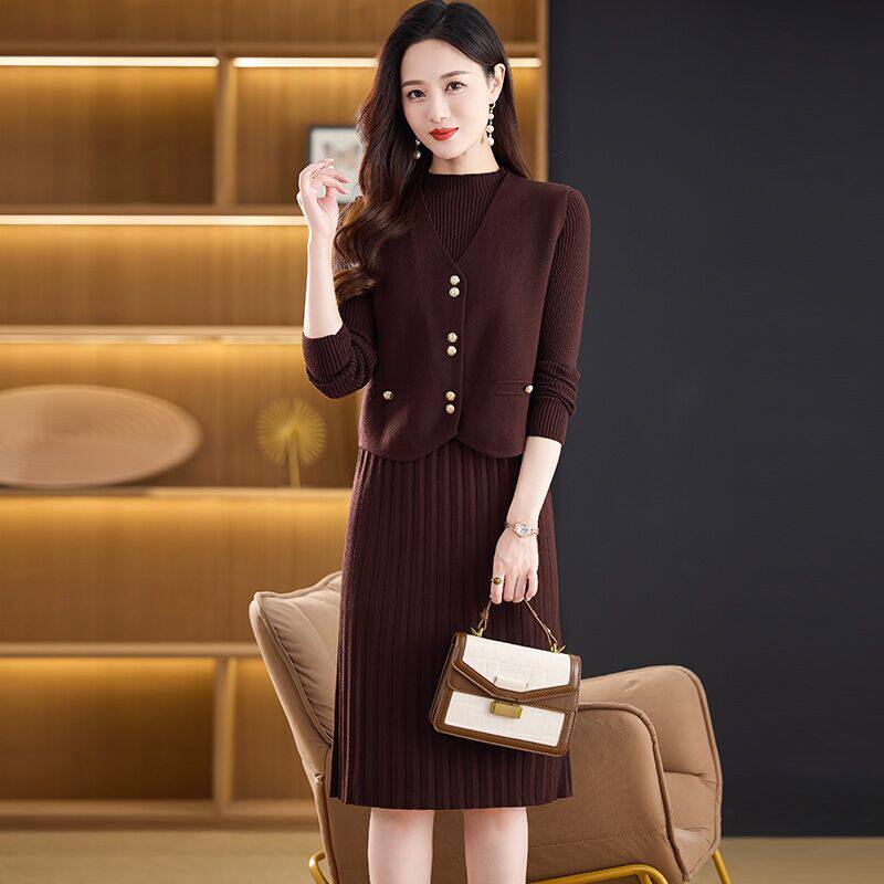 两件套针织洋装女中长版秋冬季2025新款中年妈妈毛衣打底套装裙