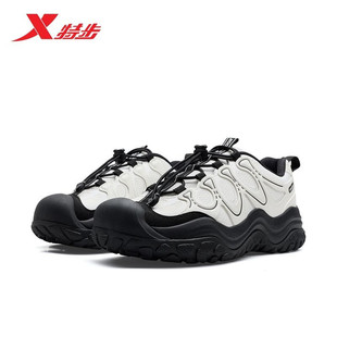 特步飞石丑萌鞋户外徒步女鞋2026春季新款防滑运动鞋974118170023