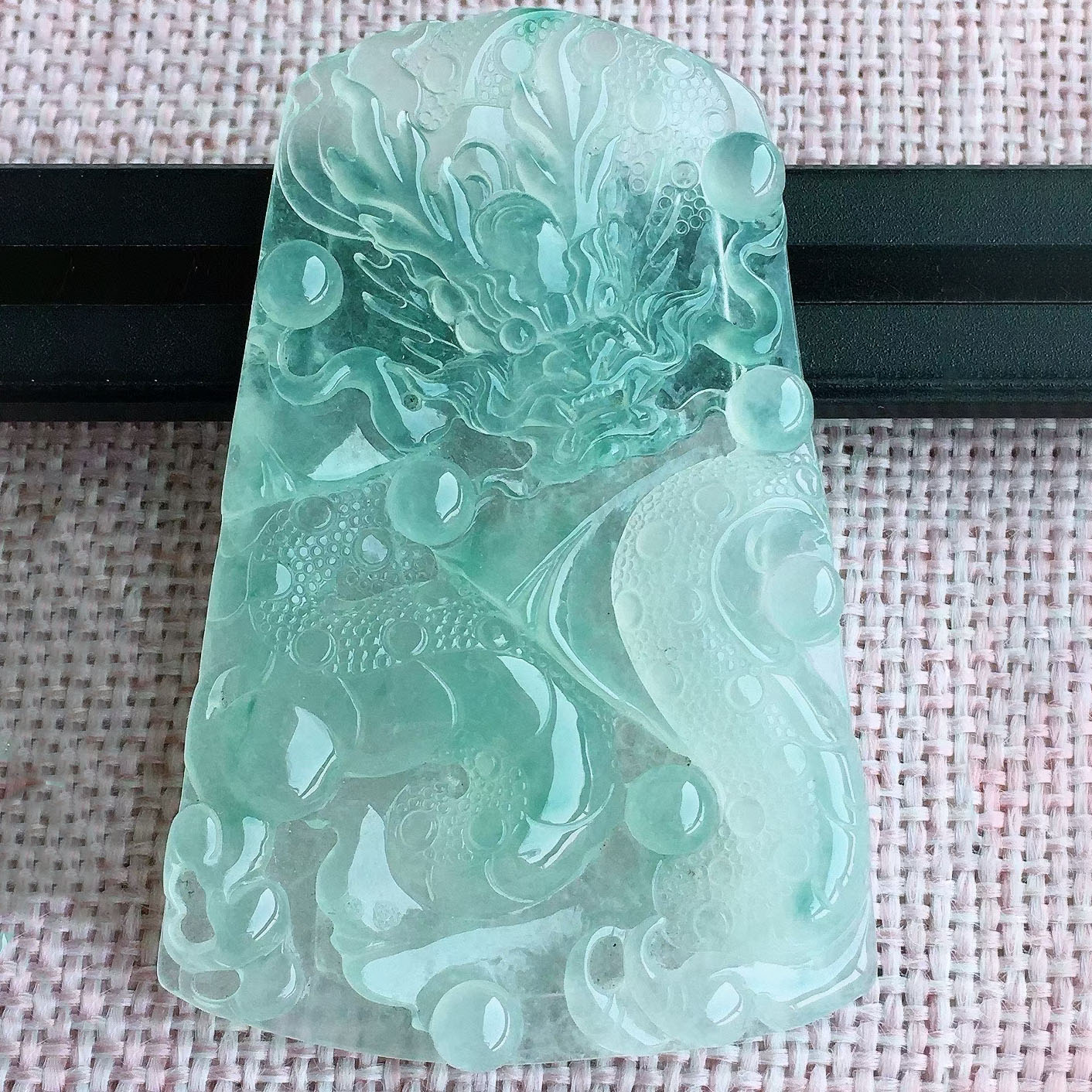翠秦之皇高冰龙牌吊坠 玉石老坑种天然翡翠A货