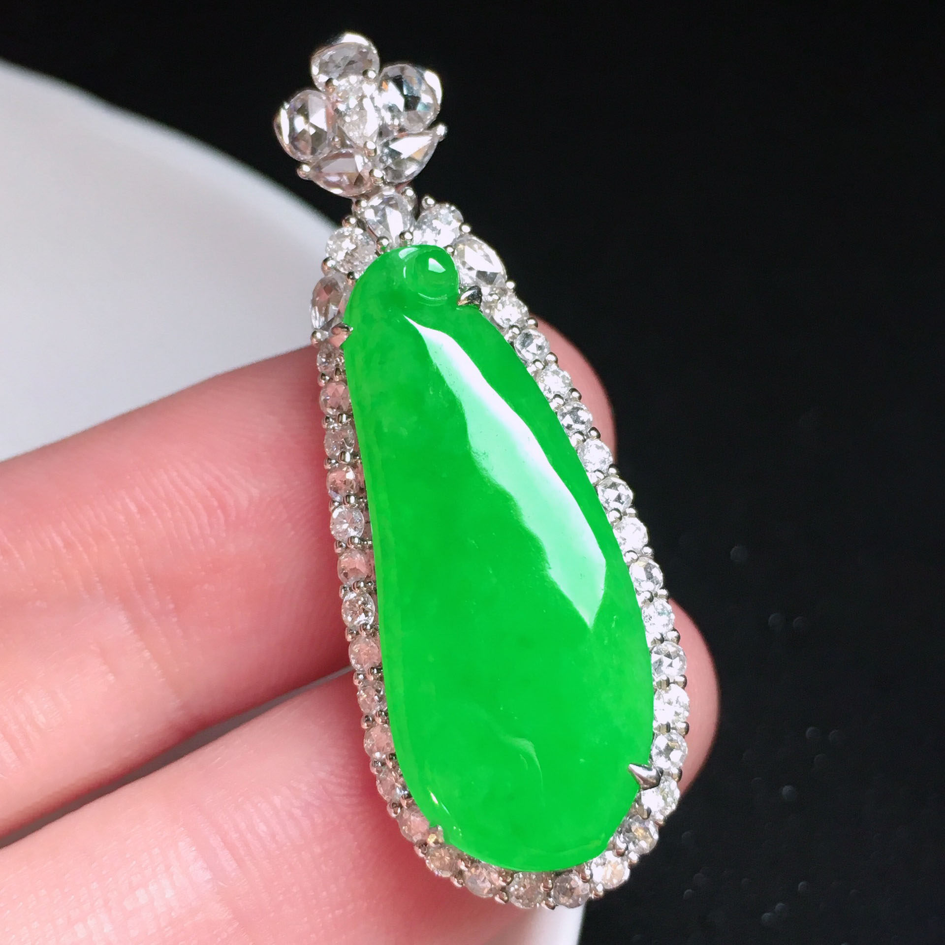 翠秦之皇冰阳绿福瓜吊坠 18k金镶嵌天然缅甸翡翠A货水润细腻种老