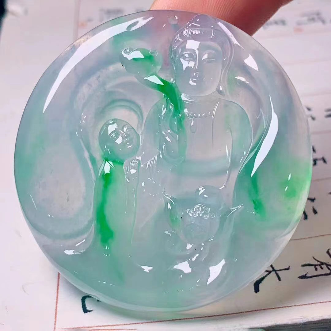 翠秦之皇冰阳绿送子观音吊坠 玉石老坑种天然翡翠A货