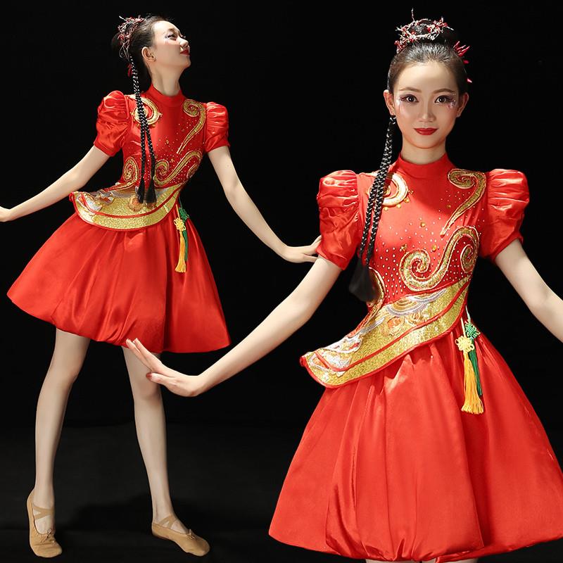 韩式喜庆现代民族女腰鼓打快板中国舞蹈服装灯笼风演出服鼓舞新款