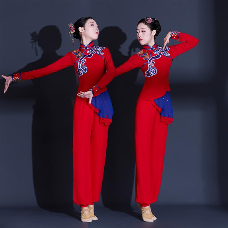 韩式秧歌服古典舞女新款喜庆中国风打鼓腰鼓演出服服舞蹈服装扇子