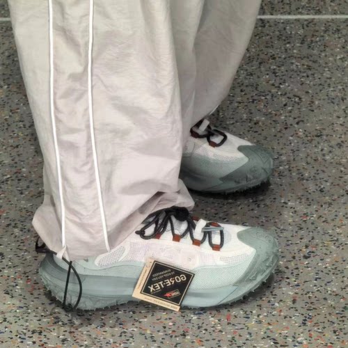 Nike ACG Mountain Fly 2 男子越野户外运动徒步鞋HF6245-003