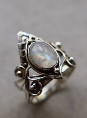 铭诚跨境热卖wish新品复古月光石戒指 欧美时尚庞克风格饰品首饰